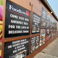 Photo 2 of Foodtown Of Bensonhurst