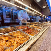 Photo 3 of Deluxe Food Market